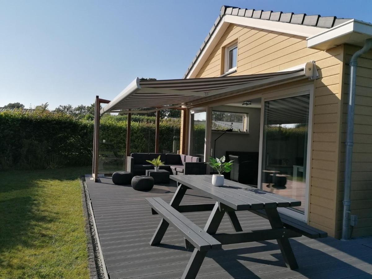 Bright Holiday Home In Noordwijk Near Sea Exterior photo
